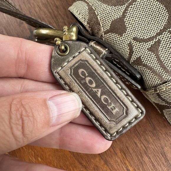 Coach Y2K Soho Signature Mini Demi Baguette Style No. 8K38 - Picture 6 of 15